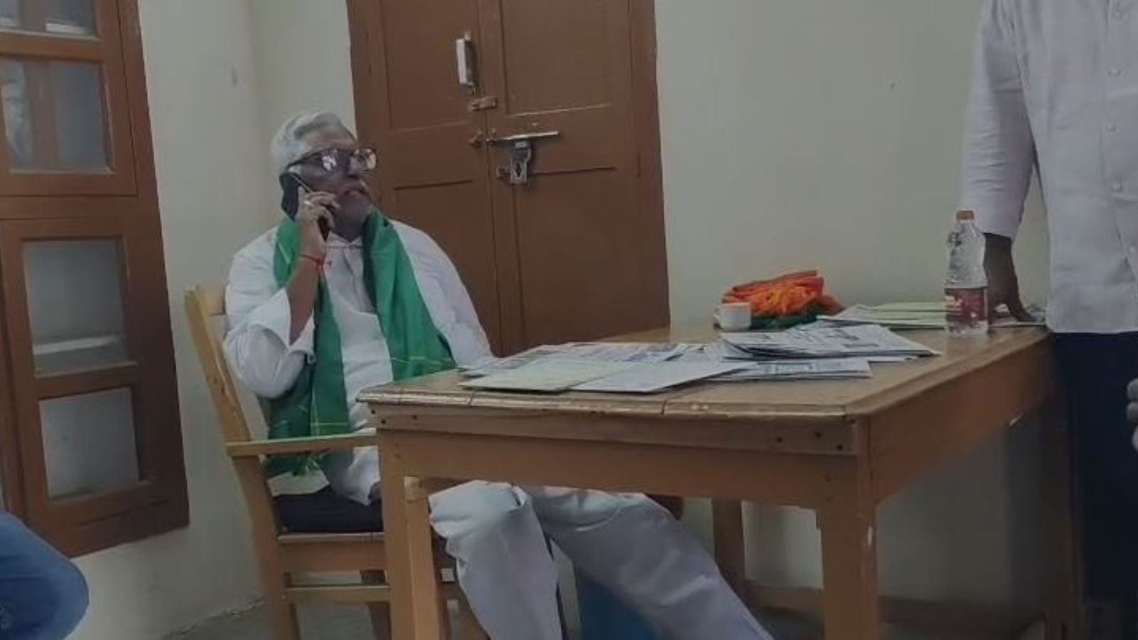 Jeevan Reddy speaks on the phone