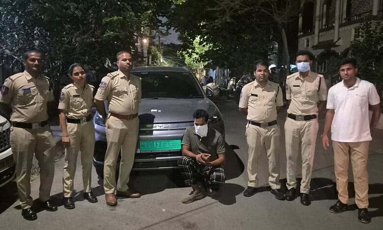 Man held for possessing 4.1 grams of ganja by Hyderabad police.