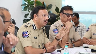 Hyderabad police officials discuss crackdown on 'zero mule' bank accounts to combat financial crimes.