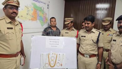 Police arrest gold theft suspect, recover 17 tulas of ornaments in Afzalgunj.