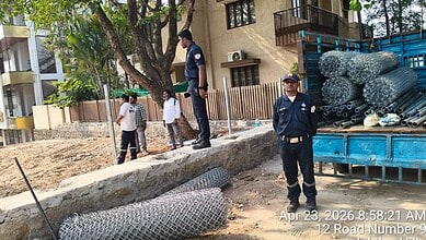 HydraA mesh being installed to safeguard 1600 sq yard park in Jubilee Hills.