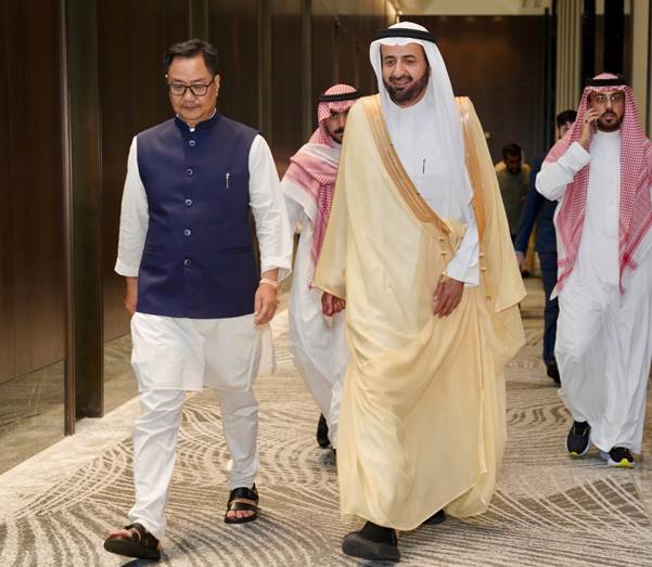 Kiren Rijiju meets Saudi Haj Minister Tawfiq Al Rabiah during official visit.