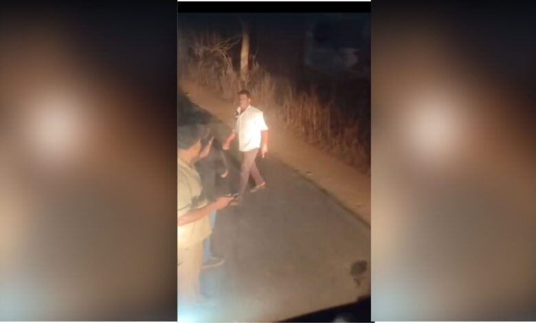 Drunken man attacks TGSRTC bus in Mahabubabad, sparks panic among passengers