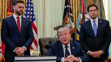 Donald Trump announces extension of Israel-Lebanon ceasefire during a meeting with officials.