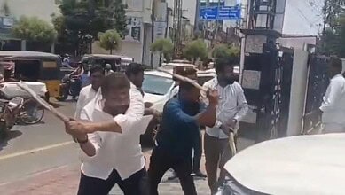 BJP supporters attacking and vandalising the Karimnagar MLA's office over remarks made by Padi Kaushik on.
