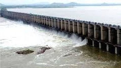 Irrigation Minister N Uttam Kumar Reddy has announced that desilting works at Jurala Project will be taken up along with minor irrigation tanks in Telangana.