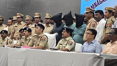 Karimnagar Police Commissioner Gaush Alam conducts press conference on PMJ robbery