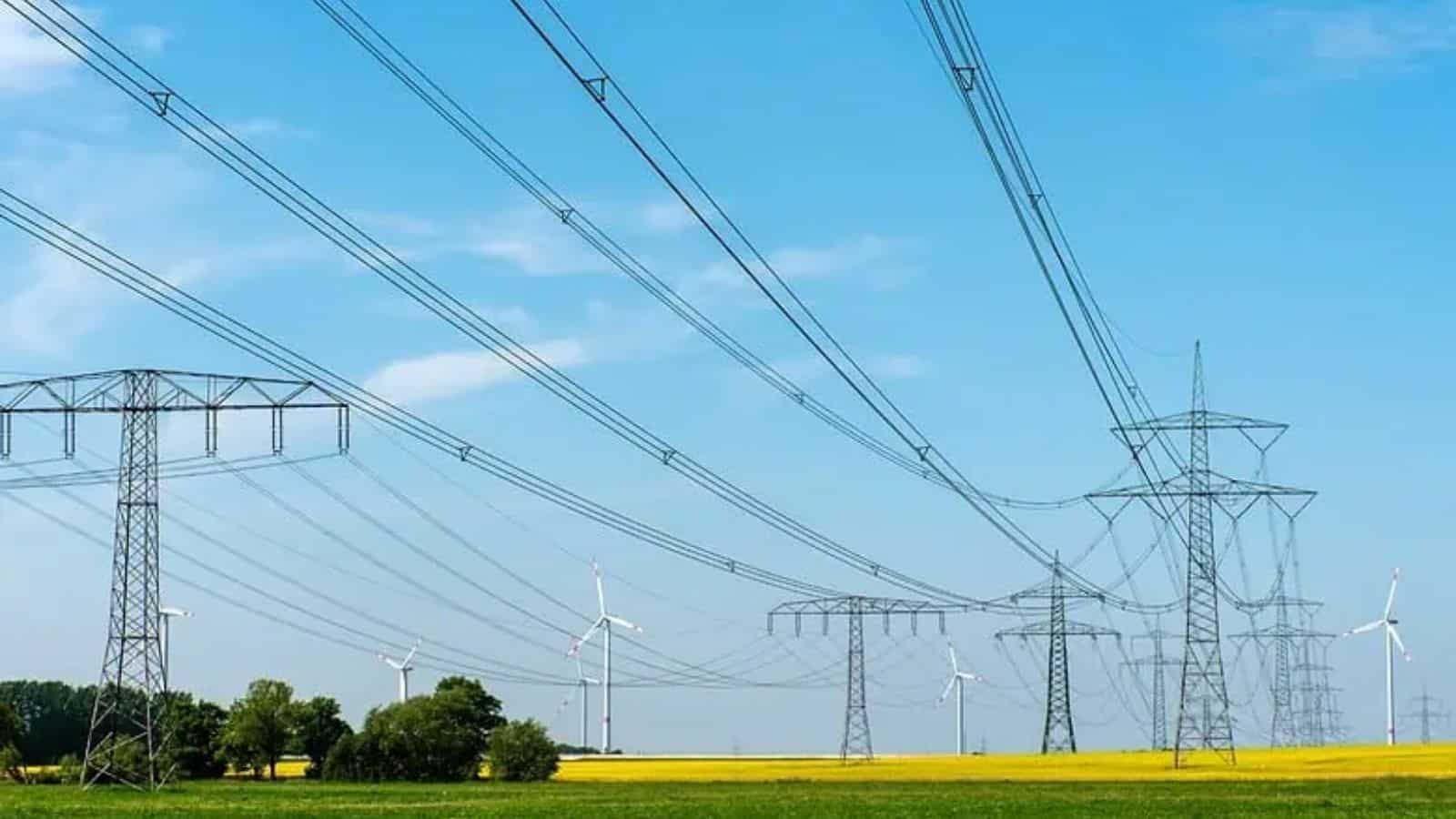 BRS opposes the Rythu Discom, while Congress bats in its support before the Electricity Regulatory Commission (ERC).