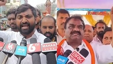 Telangana sentiment erupts again, after AP government's efforts to arrest Professor Nageshwar, and statements made in TDP Mahanadu in AP.