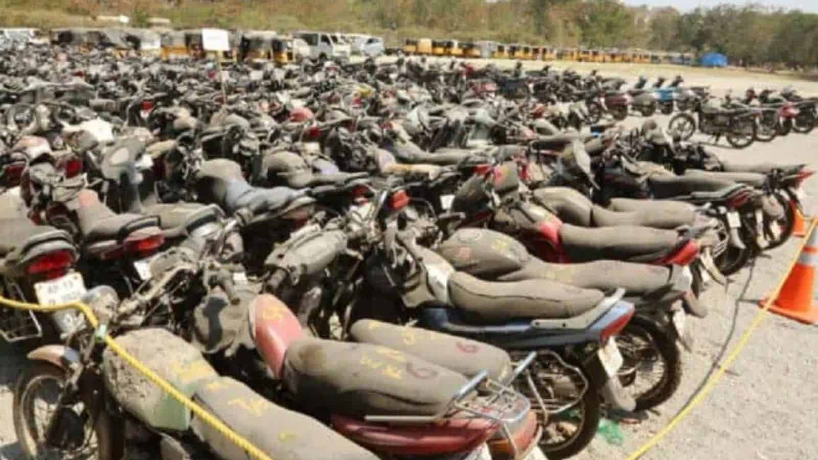 Abandoned motorcycles lined up for auction by Hyderabad police, awaiting sale from the recent vehicle imp.