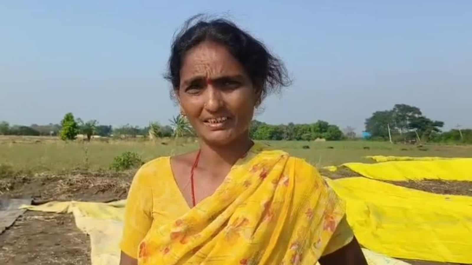 A farmer narrates her ordeal due to unseasonal rains