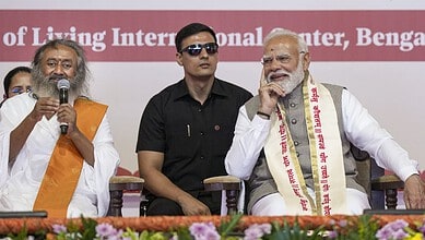 Security officials and leaders at a press conference in Bengaluru discussing the gelatin sticks threat ah.