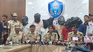 Attapur Police officers present suspects involved in murder case within 24 hours.