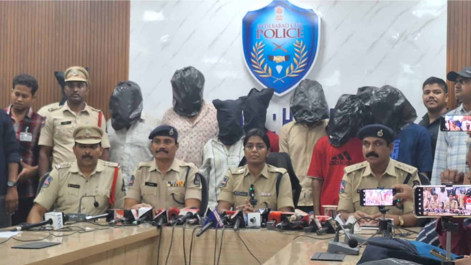 Attapur Police officers present suspects involved in murder case within 24 hours.