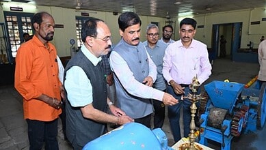 Professor P Chandra Sekhar, Principal, University College of Engineering inaugurates internship programme