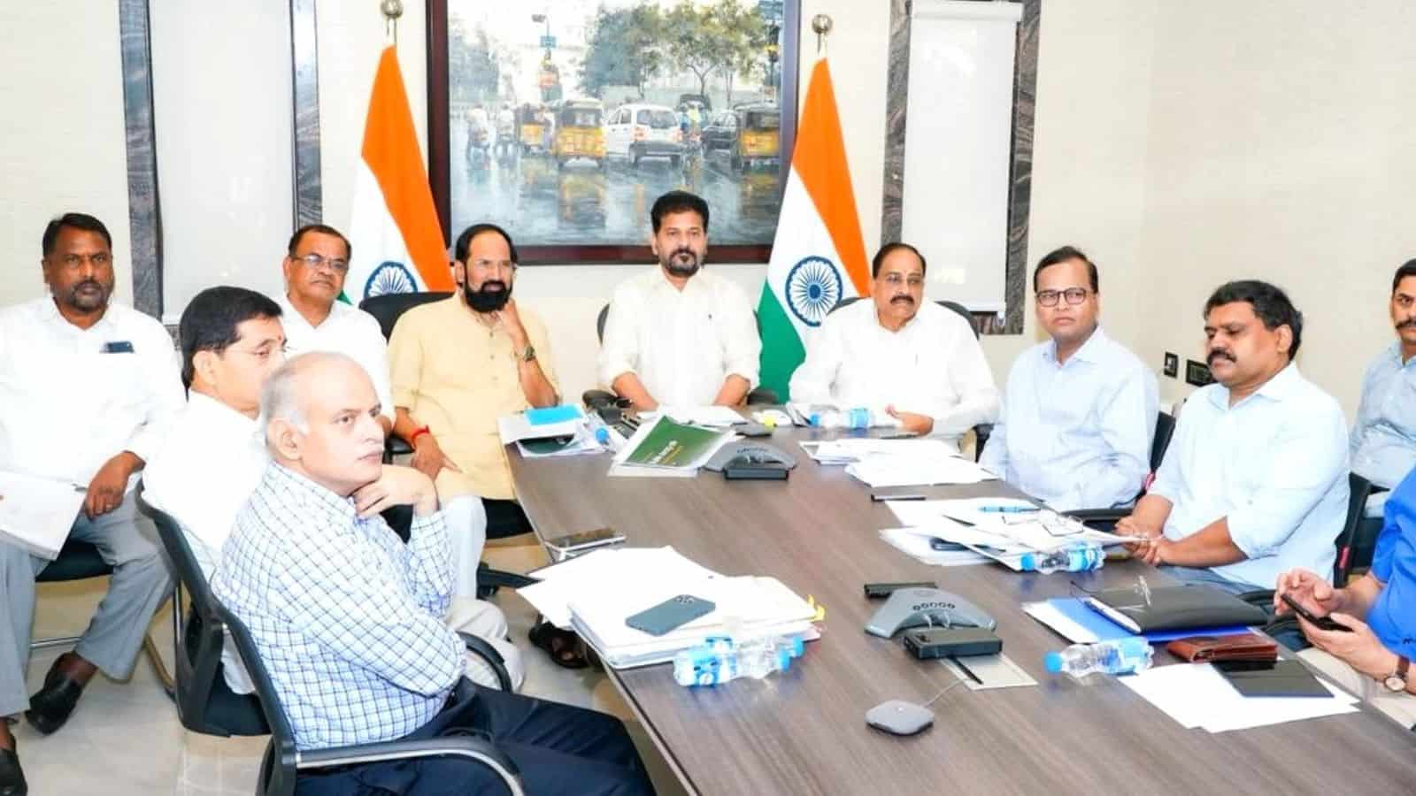 Enhancement of grain procurement and maize purchases discussed in a formal meeting with officials.