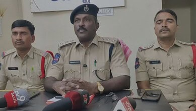 Medak DSP addresses the media regarding the arrest of a child trafficking gang