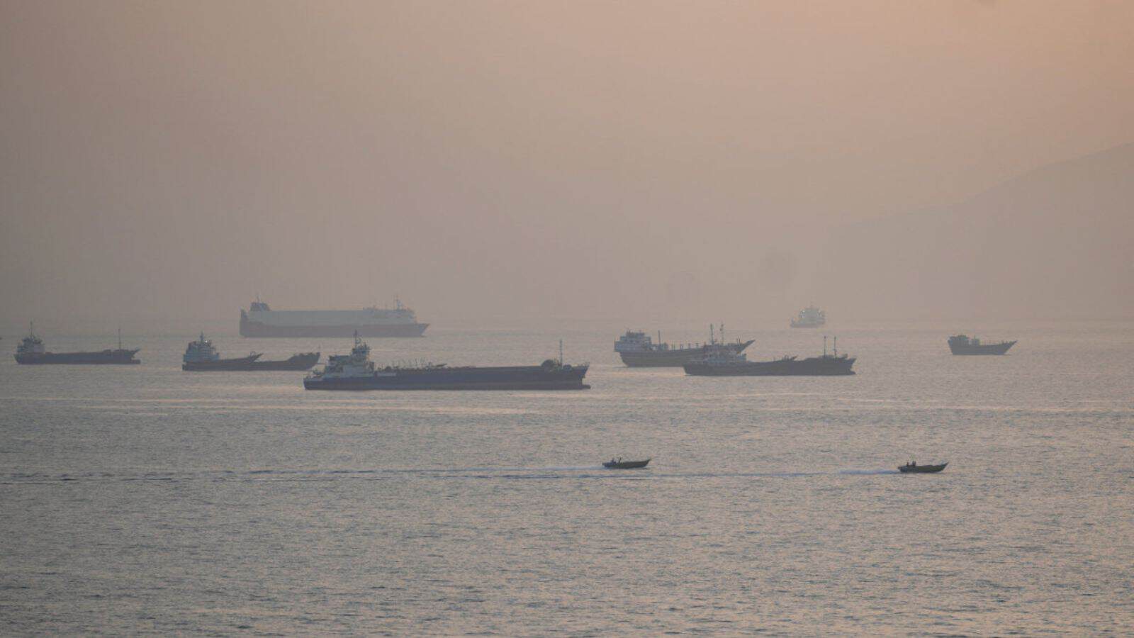An image of ships used for Representational purposes
