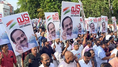 Satheesan supporters take out march in Trivandrum