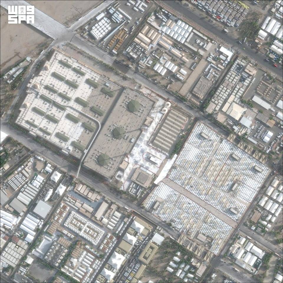 Satellite image released by SPA showing pilgrim camps and facilities in the Arafat plains during Haj 2026.