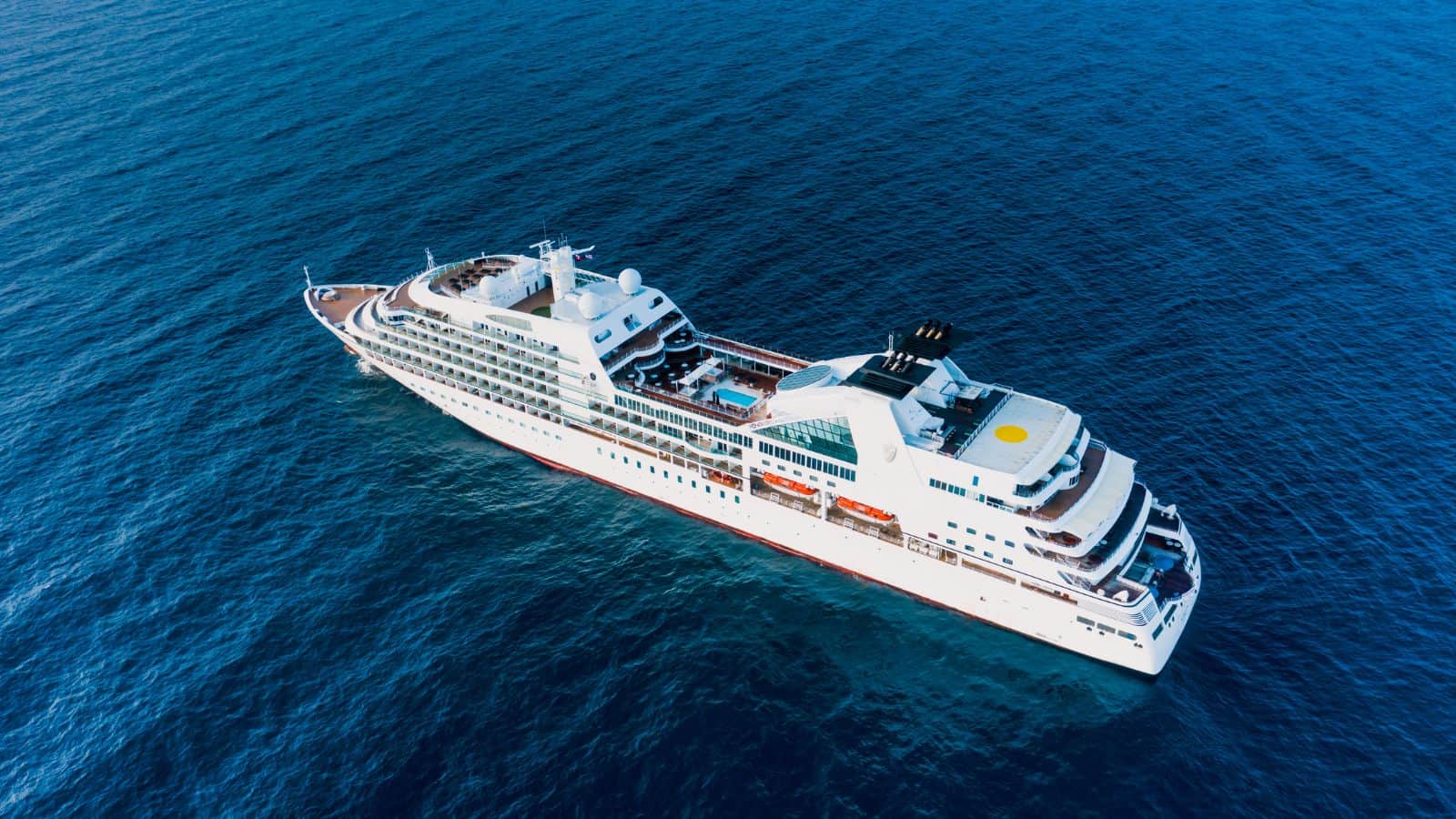 Hantavirus: US citizen aboard infected cruise ship passengers tests positive