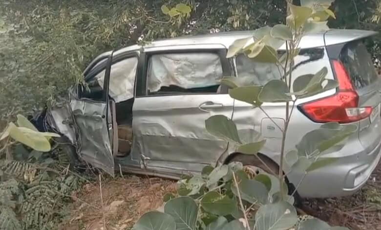 Two killed, four injured after car plunges into canal in Jangaon