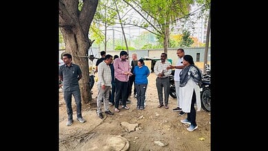 Cyberabad Municipal Commissioner inspects waterlogged areas in Narsingi