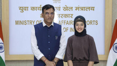 Sports Minister Mansukh Mandaviya with rising Indian racer Atiqa Mir