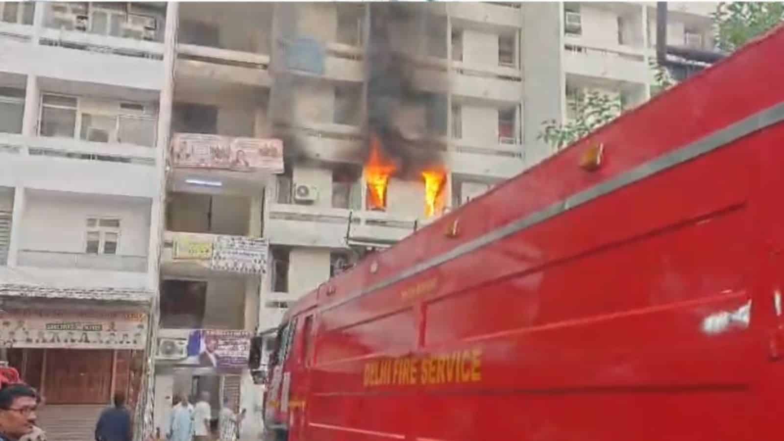 Fire breaks outt in Karkarduma court complex in Delhi