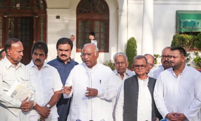 Congress President Mallikarjun Kharge and others