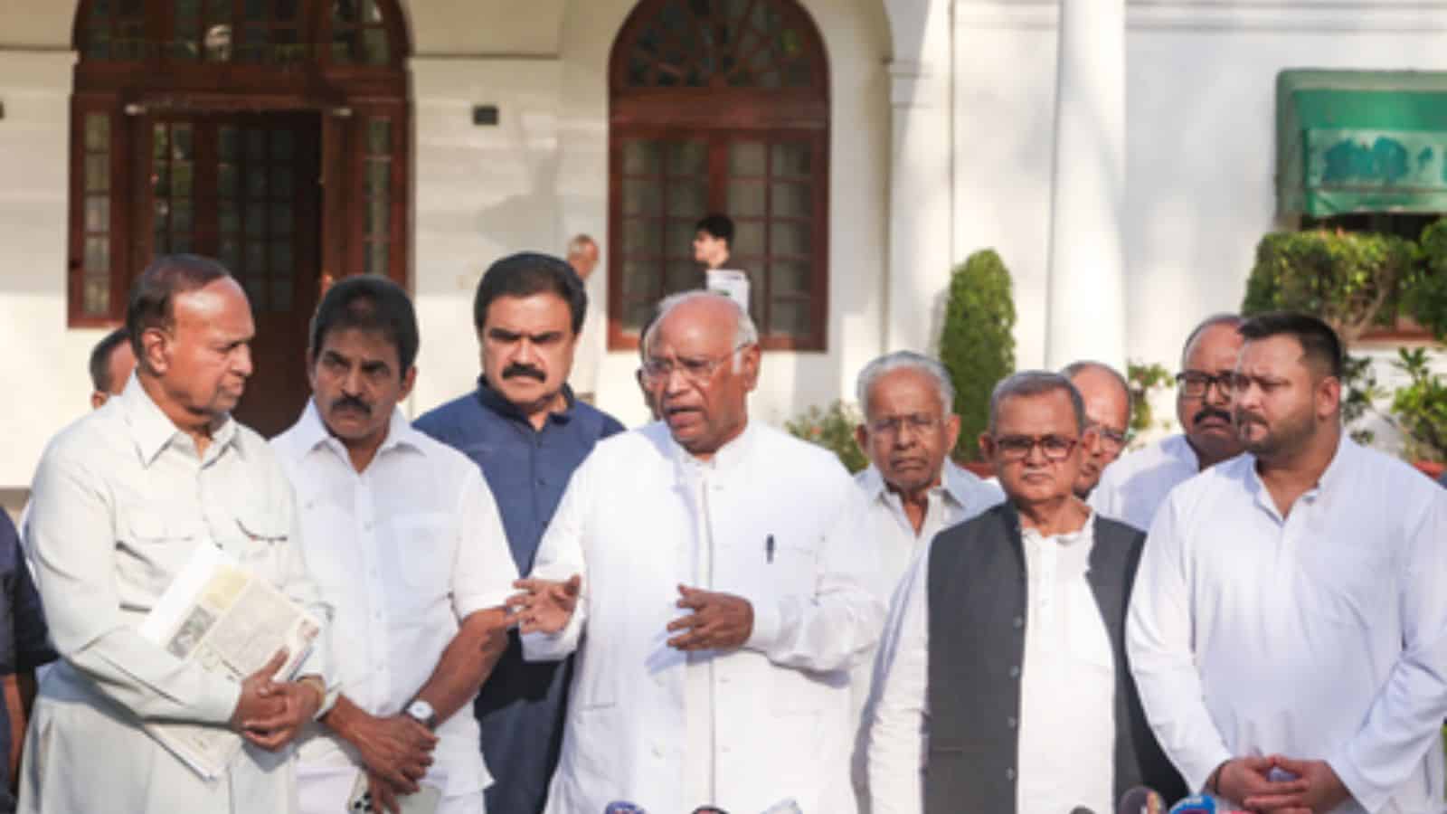 Congress President Mallikarjun Kharge and others