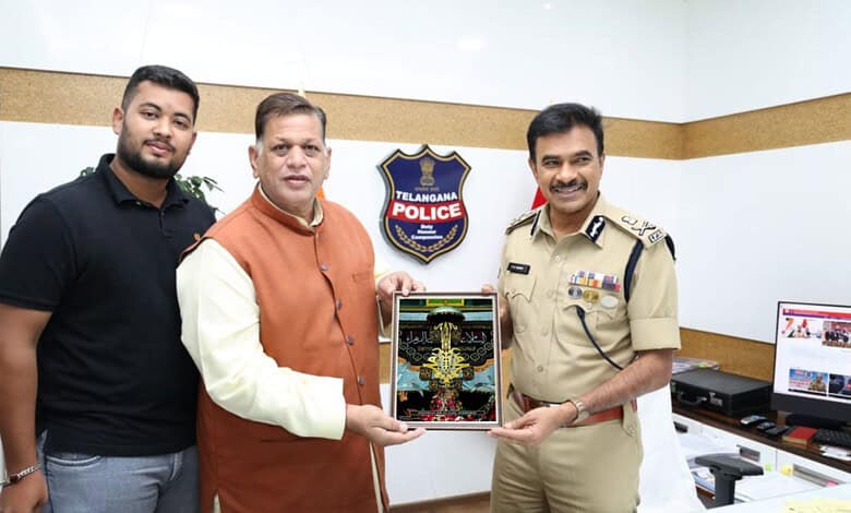 Mir Firasat Ali Baqri with DGP CV Anand