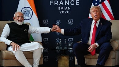 Indian Prime Minister Narendra Modi and US President Donald Trump shake hands at G7 France 2026 summit.