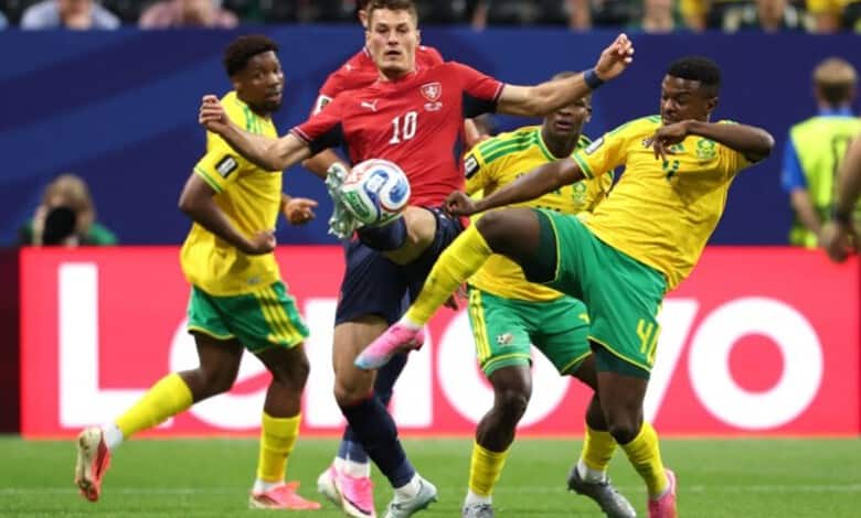 South Africa and Czech players in action