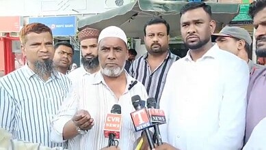 Amberpet residents protest over non-issuance of SIR forms in Hyderabad.