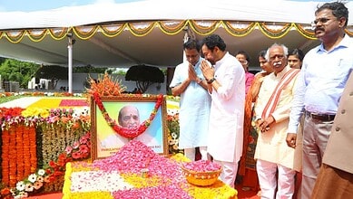 PV Narasimha Rao's birth anniversary observed in Hyderabad