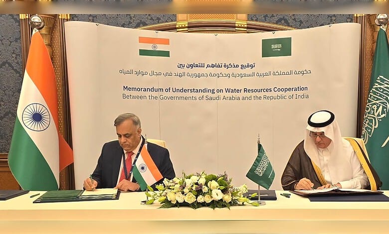 India and Saudi Arabia officials sign water resource cooperation MoU at formal event.