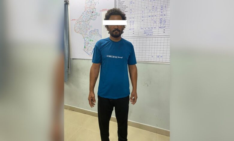 Accused Avinash Irbaji Kalne, 37 years, resident of Tejaswini Nagar, Attapur