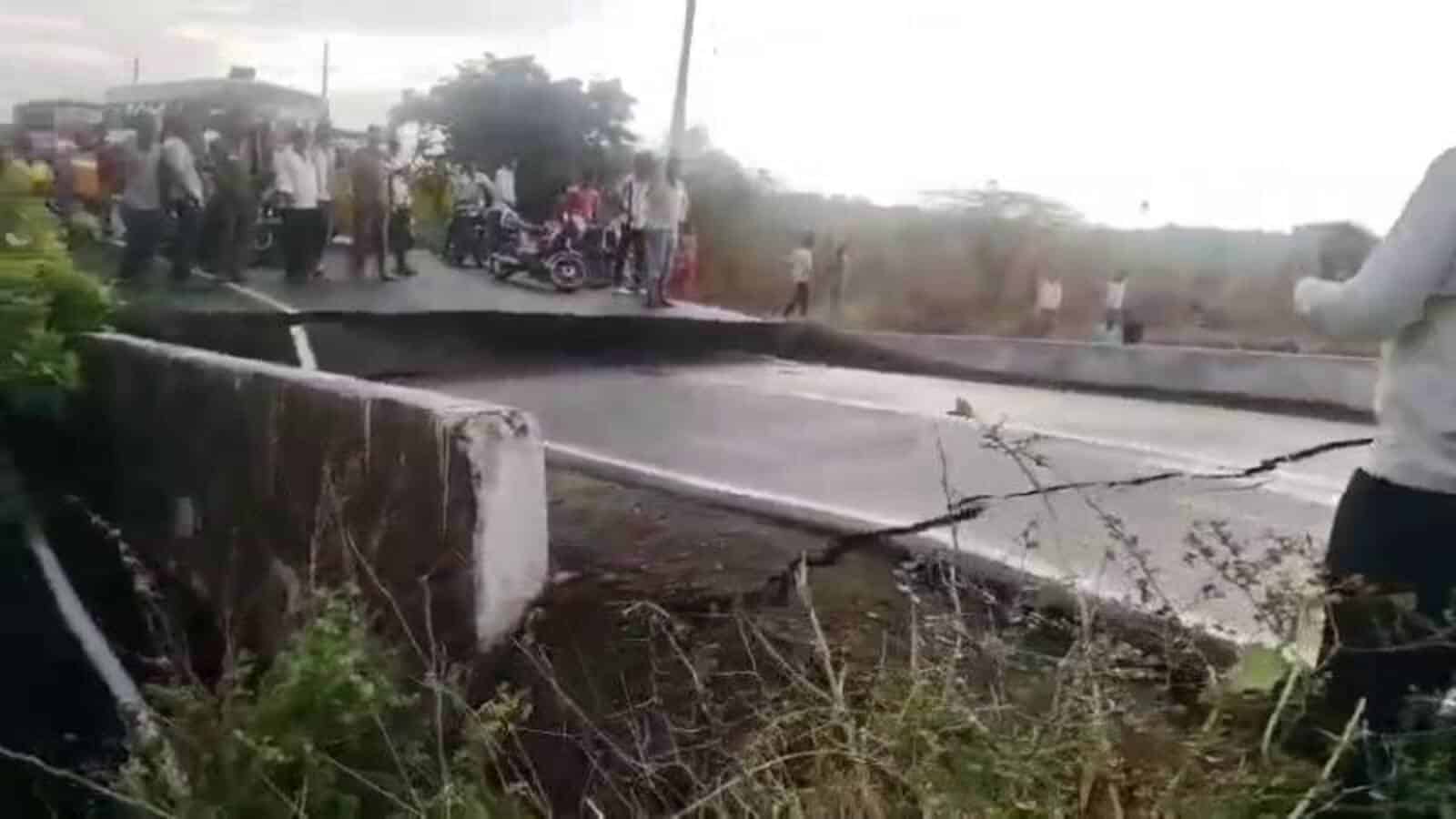 Bridge collapses near Chimmanachod village due to heavy rain