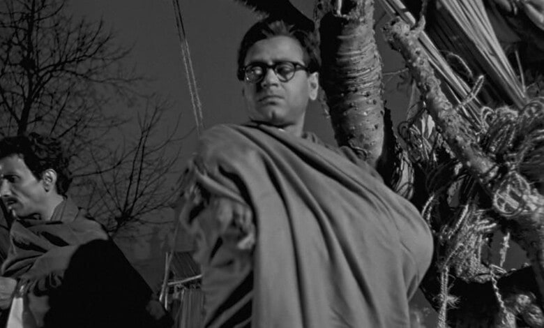 Still from Ritwik Ghatak's Subarnarekha