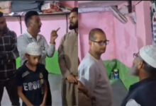 Bajrang Dal, VHP confront man teaching Arabic for Quran to child, claim it is illegal after abolition of Madrasa Board