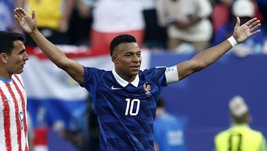 Mbappe penalty sends France past Paraguay into quarterfinals