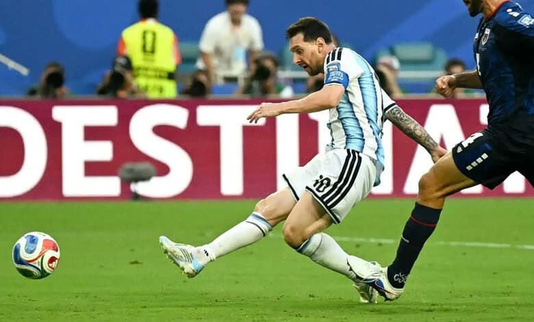 Messi's Argentina edge Cape Verde 3-2 to reach World Cup last 16