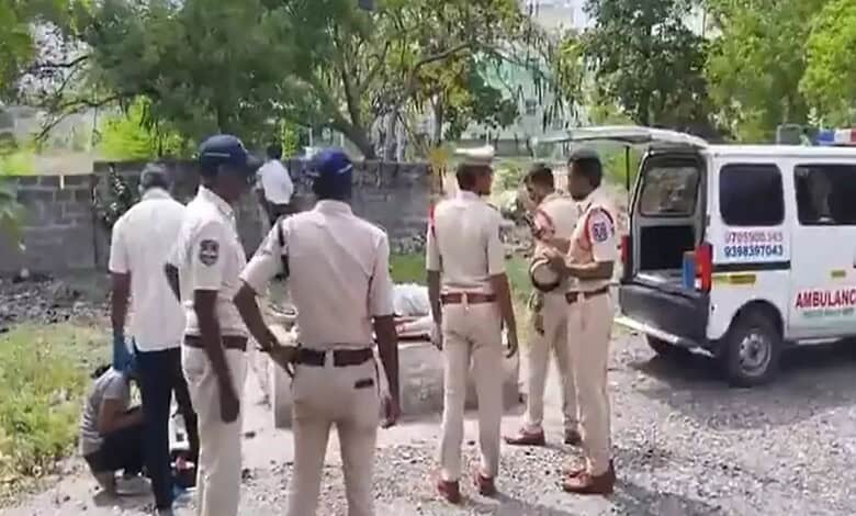 Hayatnagar police at the murder spot in Hyderabad