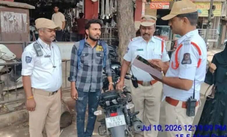 Hyderabad traffic police check vehicles for fake number plates