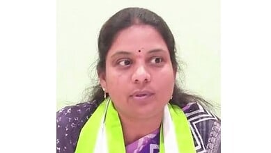 Maripelli Madhavi, Telangana Jagruthi president, speaking at an event.
