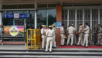 Security at metrosttion in Delhi
