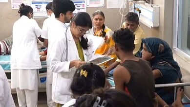 17 migrant workers injured as Bolero overturns near Shivamogga