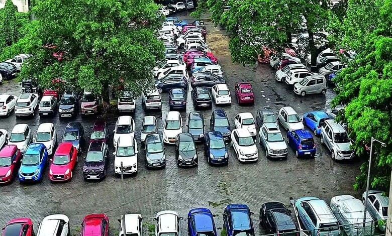 Bengaluru tops India with 25 lakh private cars