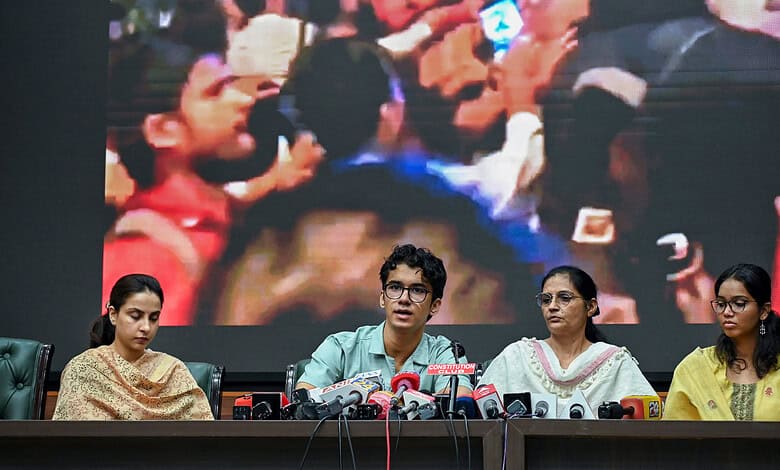 Family of injured Delhi cops speak to media